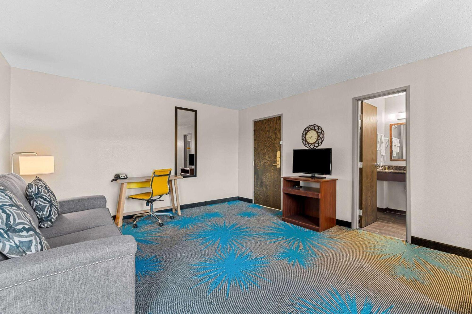 Days Inn By Wyndham Sioux Falls Esterno foto