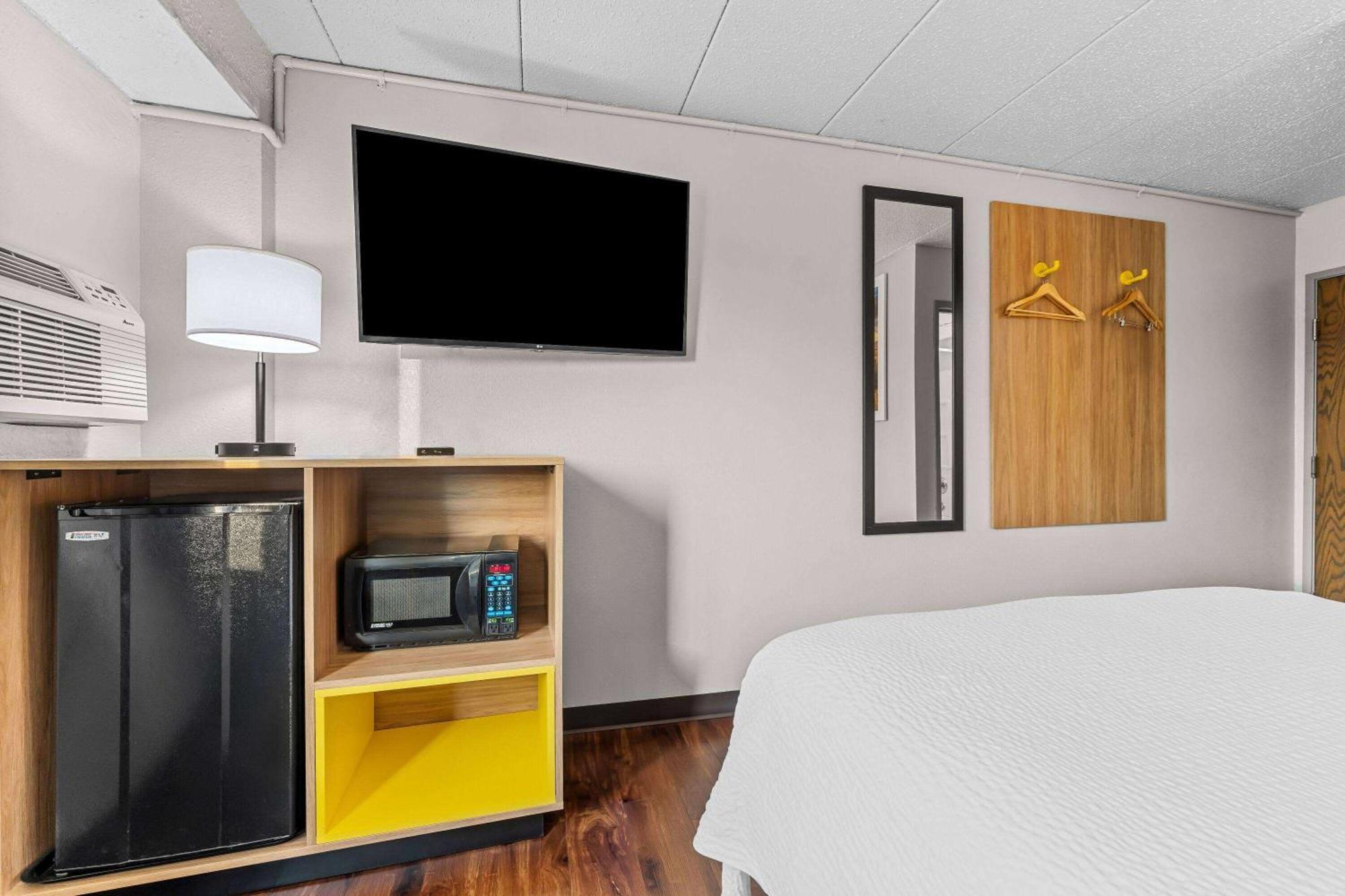 Days Inn By Wyndham Sioux Falls Esterno foto