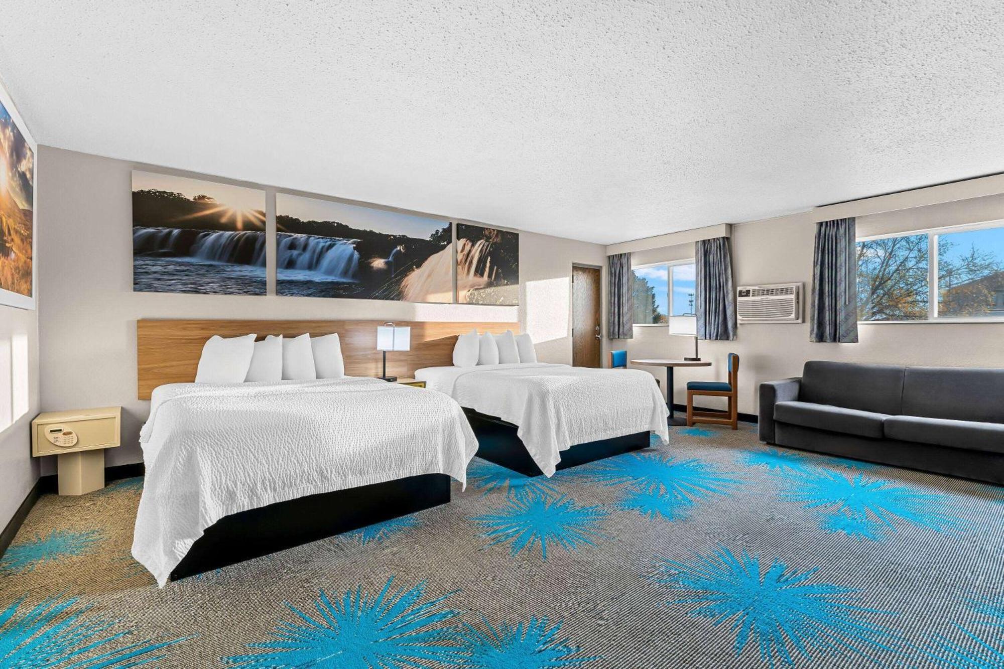 Days Inn By Wyndham Sioux Falls Esterno foto