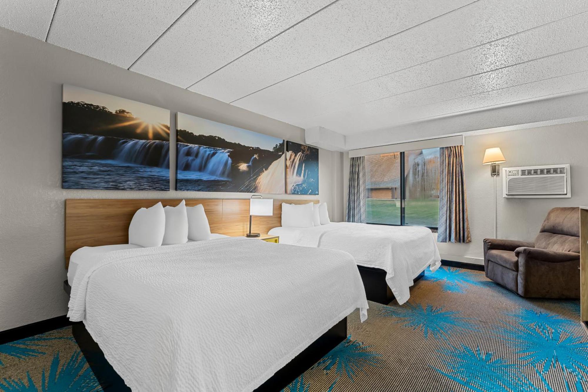 Days Inn By Wyndham Sioux Falls Esterno foto