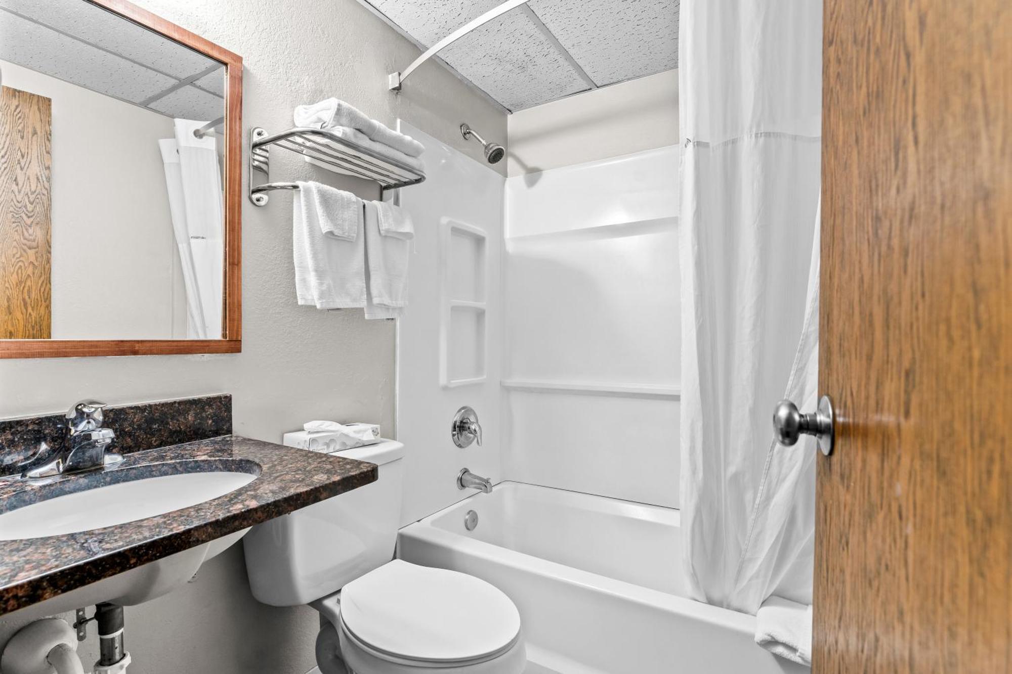 Days Inn By Wyndham Sioux Falls Esterno foto